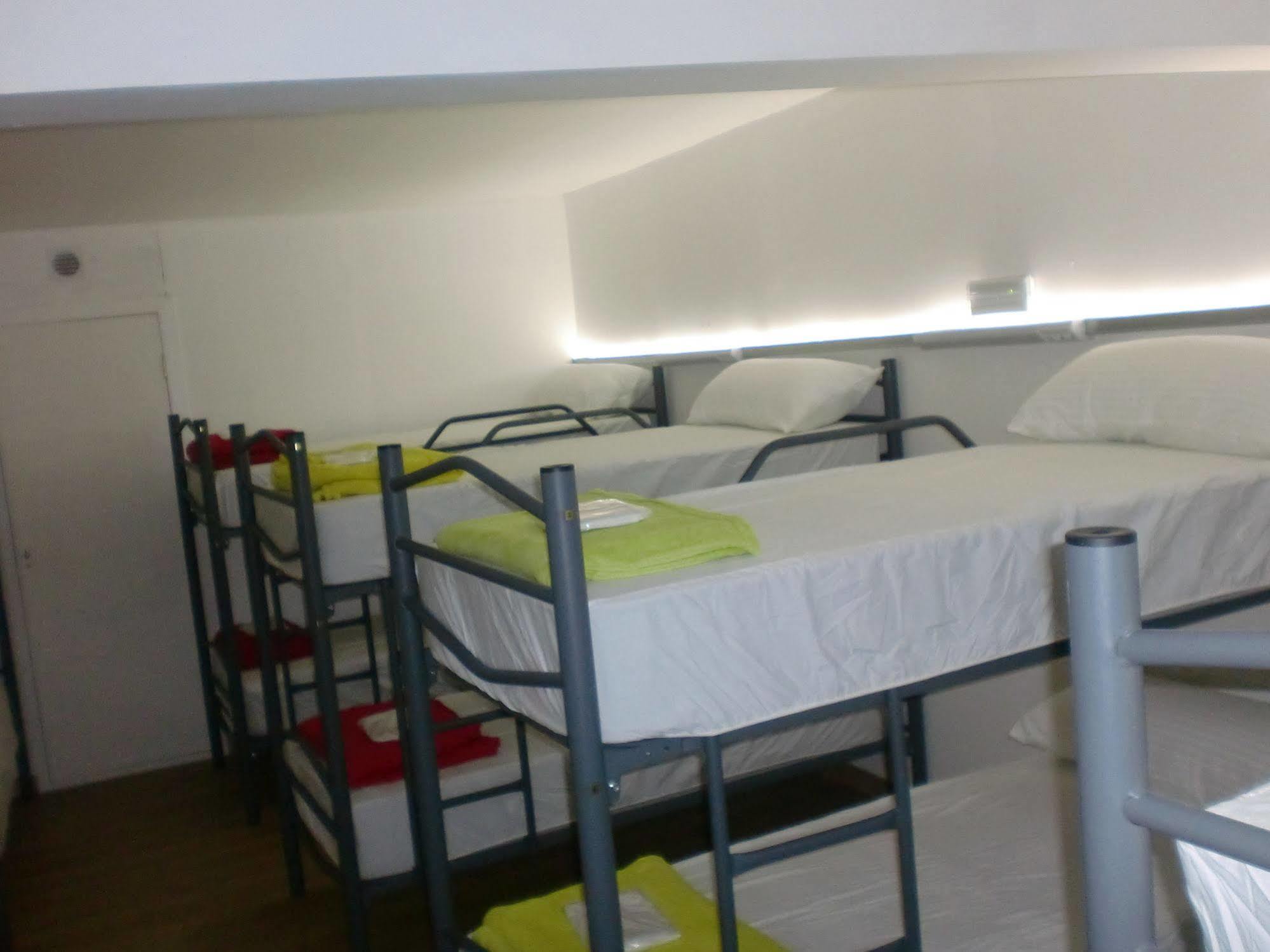 Albergue Monterrey Santiago de Compostella Buitenkant foto
